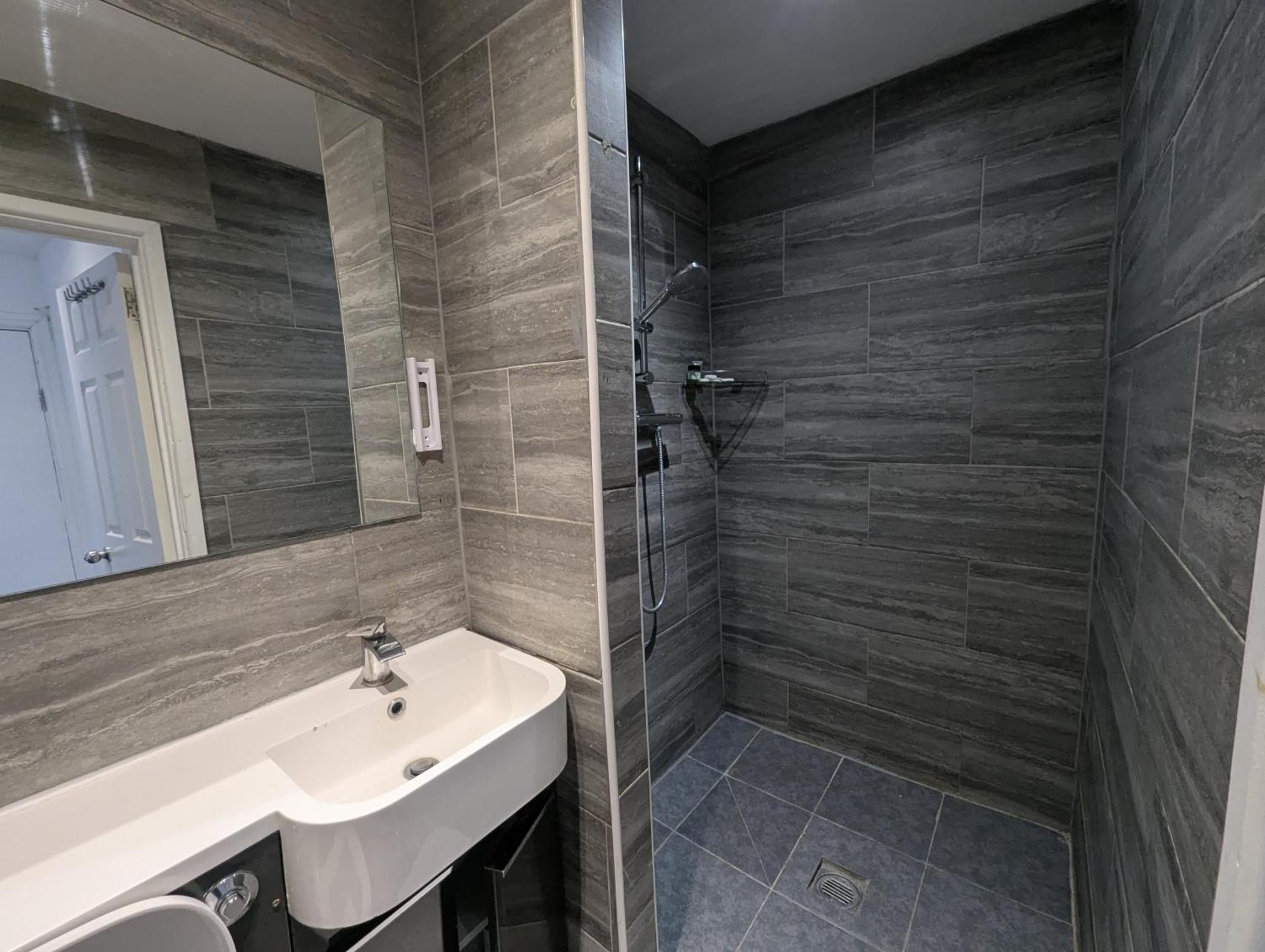 הונסלו Oyo Firs Lodge London Heathrow מראה חיצוני תמונה